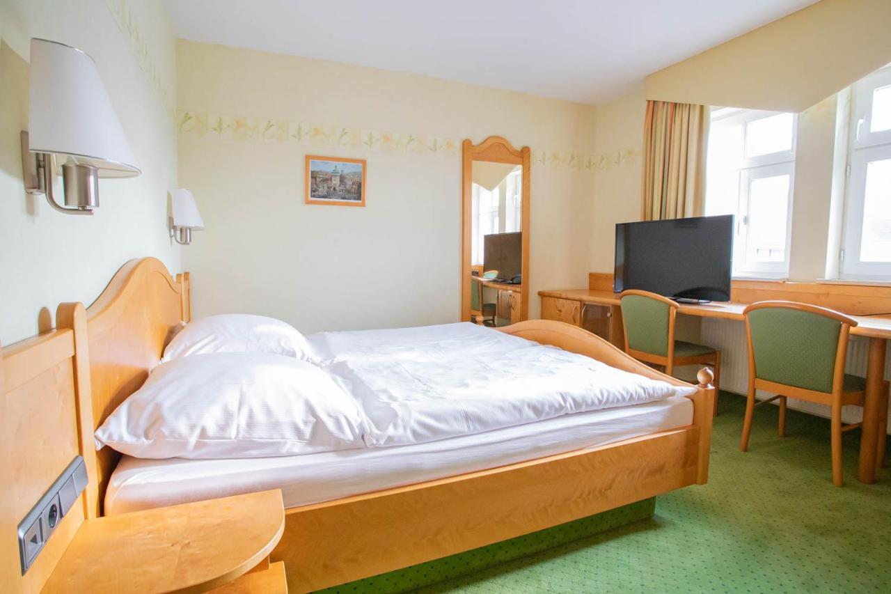 Hotel-Pension Eschwege Bagian luar foto